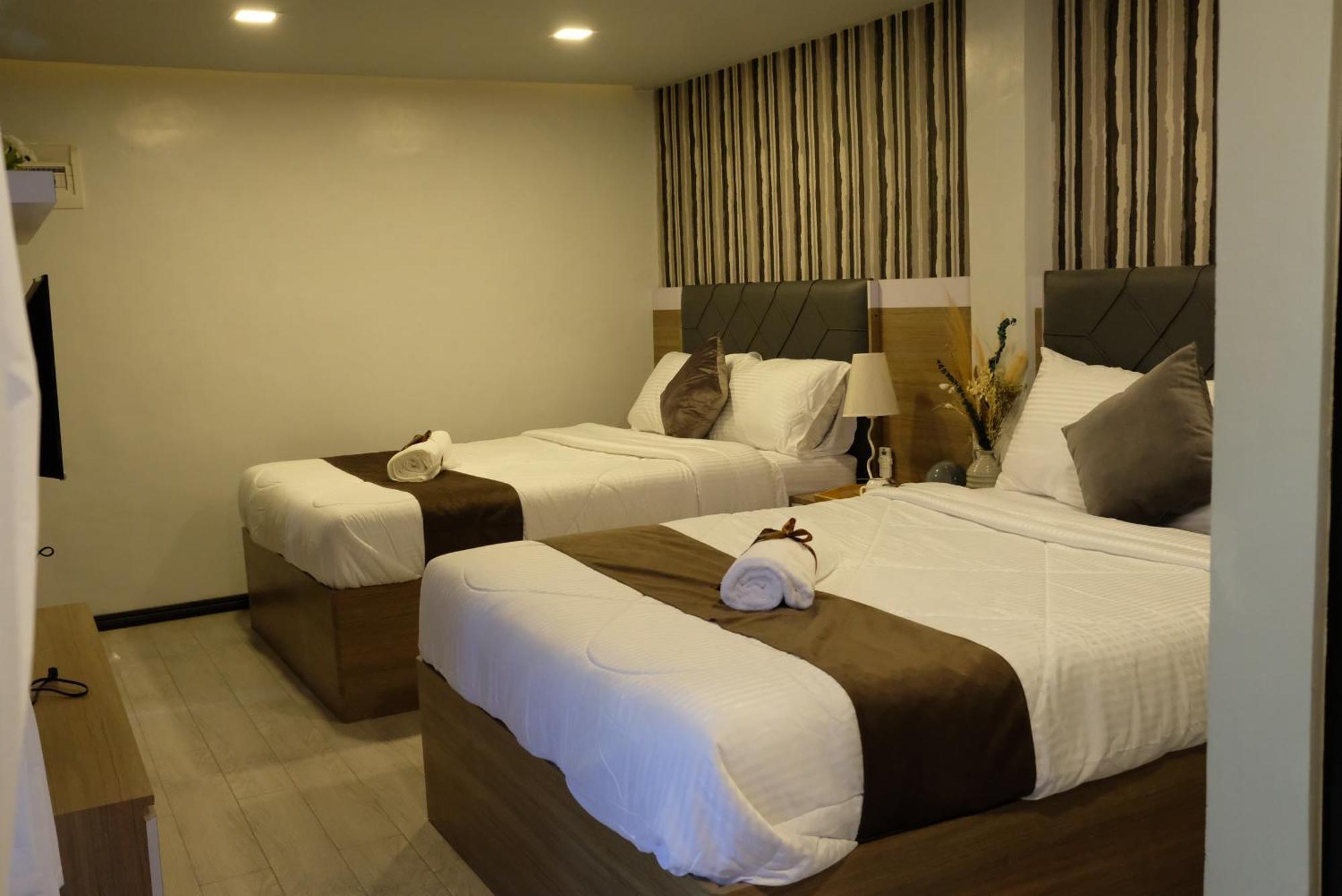 Vieda Hotel Caticlan Exteriör bild